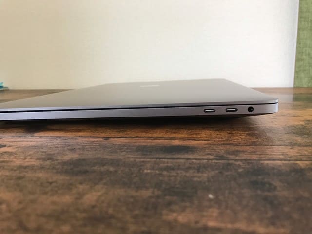 MacBookの神アイテムkickflip